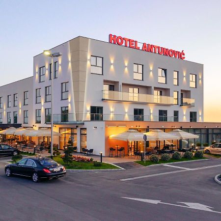 Antunovic Hotel East Сесвете Экстерьер фото